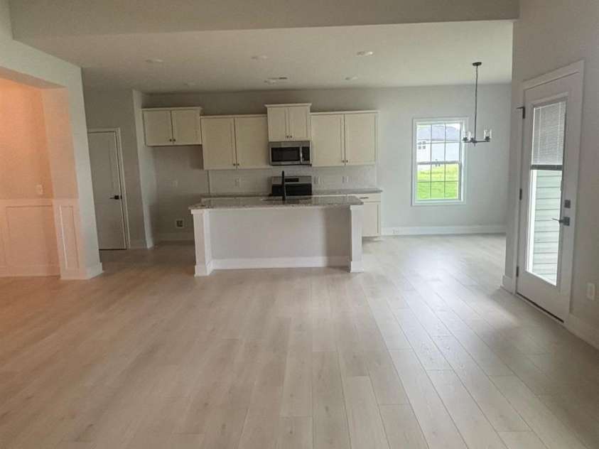 155 Swinford Drive, Salisbury, NC 28144.  MLS# CAR4343037, YatesRealty ID 21161. 