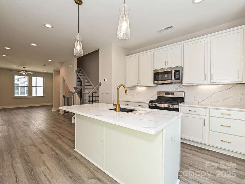 1217 34th Street, Charlotte, NC 28205.  MLS# CAR4139009, YatesRealty ID 21162. Kitchen