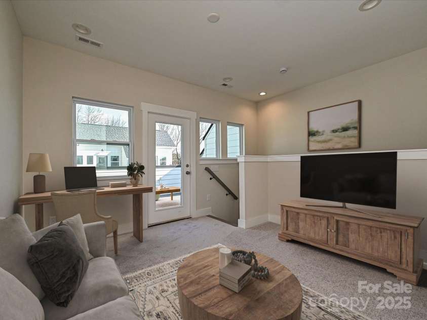 1217 34th Street, Charlotte, NC 28205.  MLS# CAR4139009, YatesRealty ID 21162. Rec Room - Virtually Staged