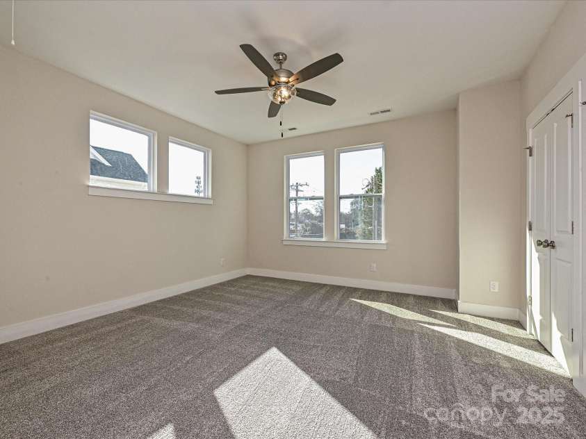 1219 34th Street, Charlotte, NC 28205.  MLS# CAR4139010, YatesRealty ID 21163. Premier Bedroom