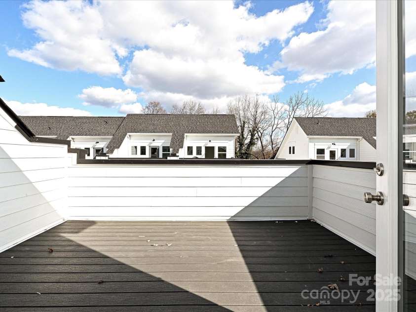 1219 34th Street, Charlotte, NC 28205.  MLS# CAR4139010, YatesRealty ID 21163. Rooftop Terrace