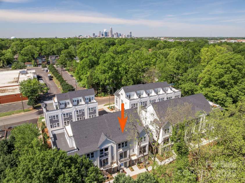 1419 Collier Walk Alley, Charlotte, NC 28205.  MLS# CAR4197769, YatesRealty ID 21164. 