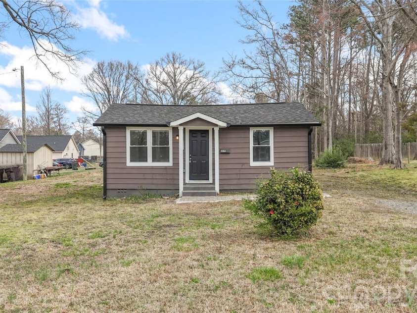 419 Lige Street, Rock Hill, SC 29730.  MLS# CAR4353859, YatesRealty ID 21164. 