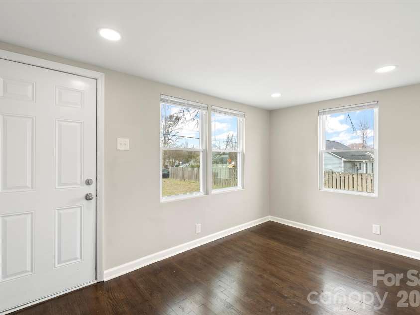 419 Lige Street, Rock Hill, SC 29730.  MLS# CAR4353859, YatesRealty ID 21164. 
