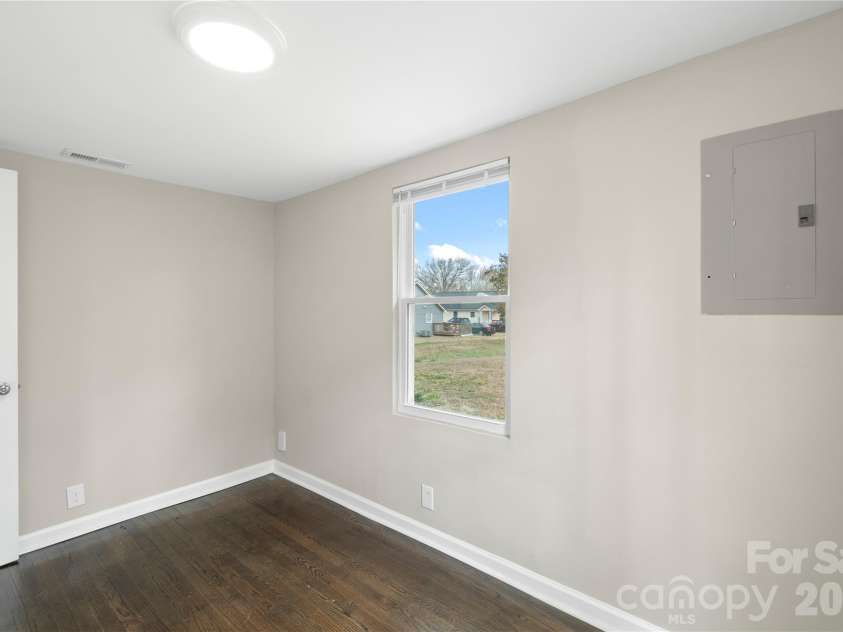 419 Lige Street, Rock Hill, SC 29730.  MLS# CAR4353859, YatesRealty ID 21164. 