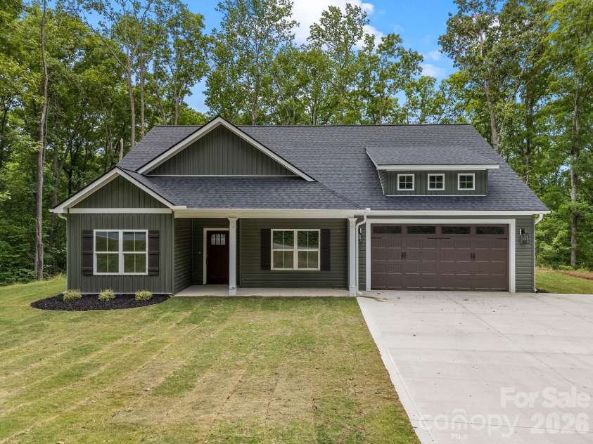 16 Forest Drive, Travelers Rest, SC 29690.  MLS# CAR4315401, YatesRealty ID 21165. 