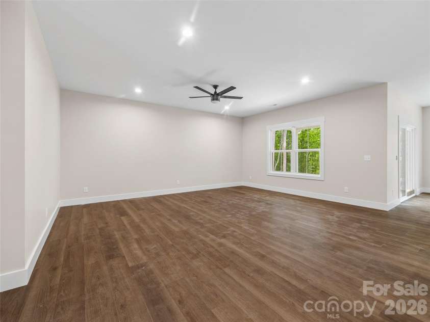 16 Forest Drive, Travelers Rest, SC 29690.  MLS# CAR4315401, YatesRealty ID 21165. 