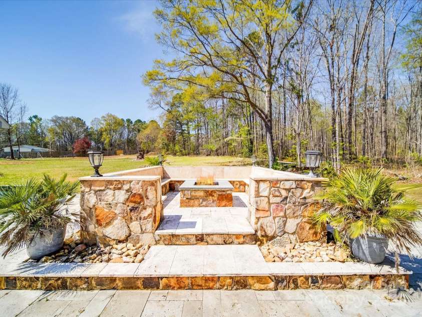 605 Allen Way, Indian Trail, NC 28079.  MLS# CAR4239096, YatesRealty ID 21166. 