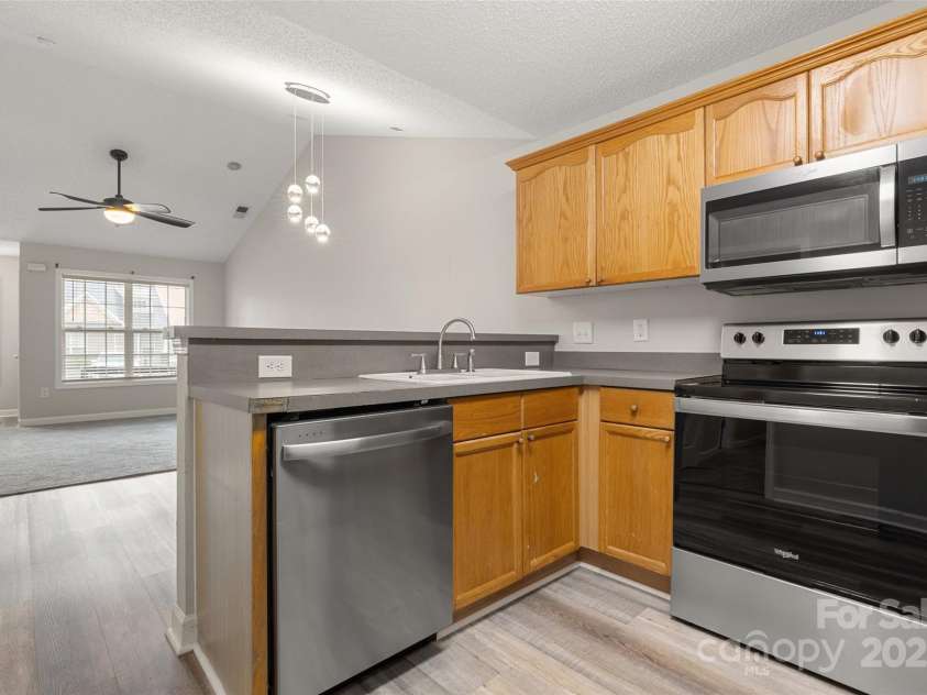 1305 Dan Drive, Rock Hill, SC 29732.  MLS# CAR4261102, YatesRealty ID 21167. 