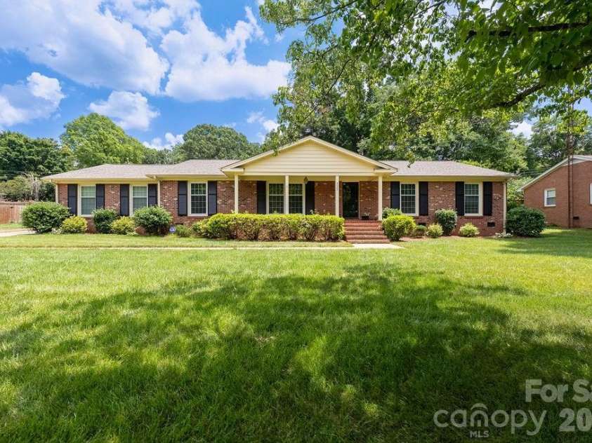 5022 Cheviot Road, Charlotte, NC 28269.  MLS# CAR4367685, YatesRealty ID 21167. 