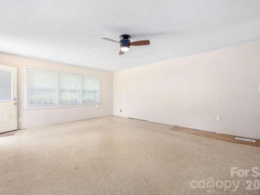 5022 Cheviot Road, Charlotte, NC 28269.  MLS# CAR4367685, YatesRealty ID 21167. 