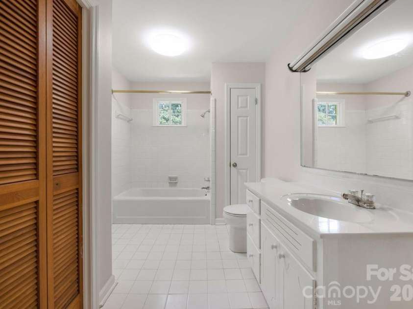 5022 Cheviot Road, Charlotte, NC 28269.  MLS# CAR4410172, YatesRealty ID 21167. 