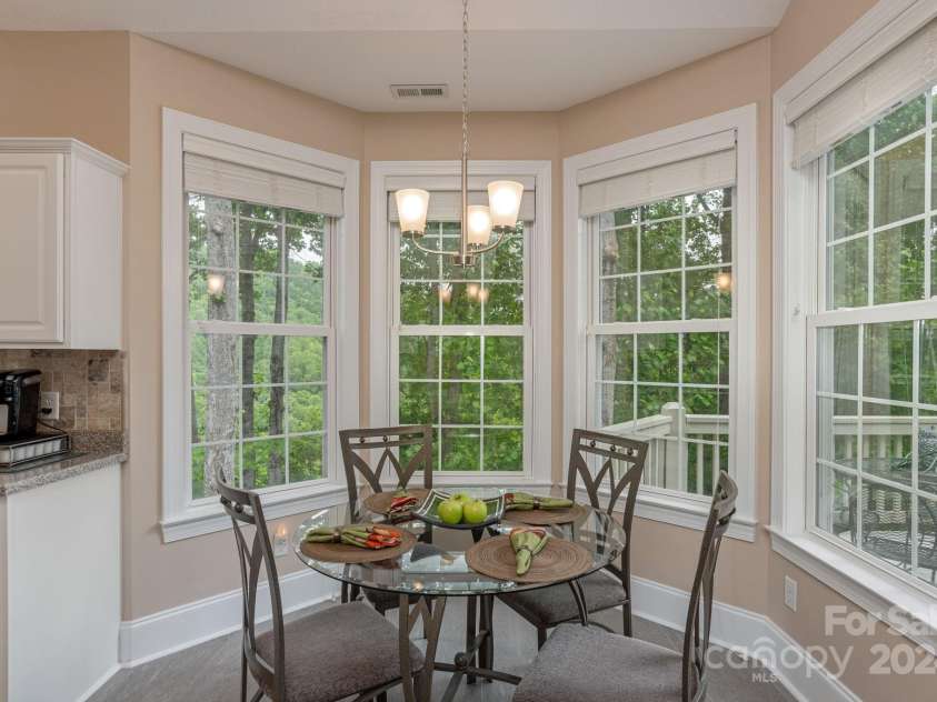 109 Trumpet Lane, Asheville, NC 28803.  MLS# CAR4141023, YatesRealty ID 21168. 