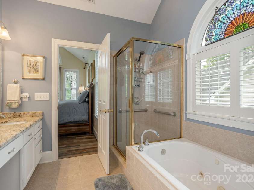 109 Trumpet Lane, Asheville, NC 28803.  MLS# CAR4141023, YatesRealty ID 21168. 