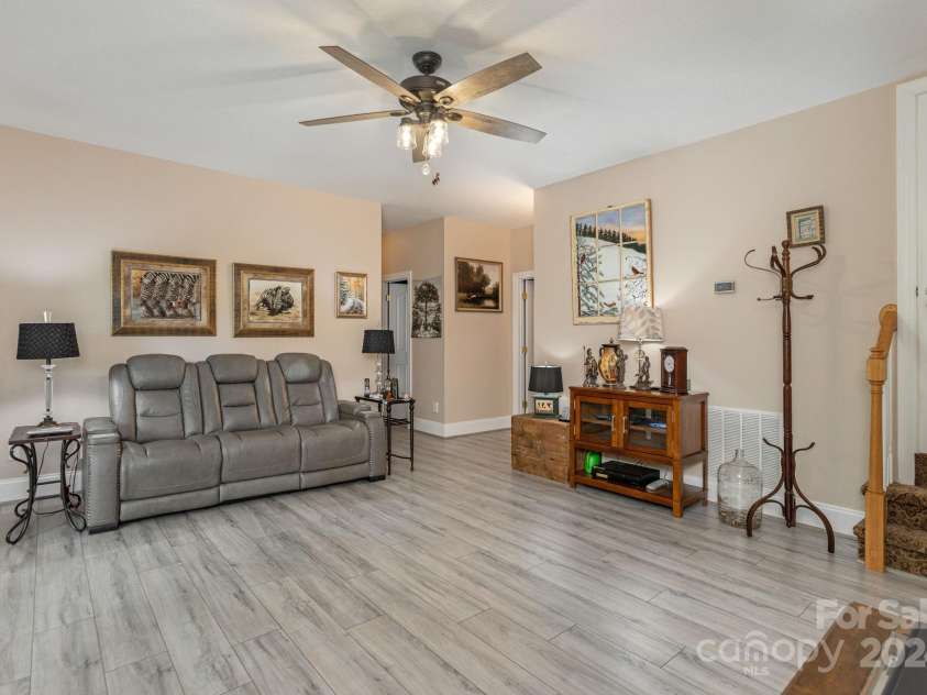 109 Trumpet Lane, Asheville, NC 28803.  MLS# CAR4141023, YatesRealty ID 21168. 