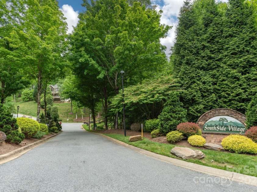 109 Trumpet Lane, Asheville, NC 28803.  MLS# CAR4141023, YatesRealty ID 21168. Gated Community