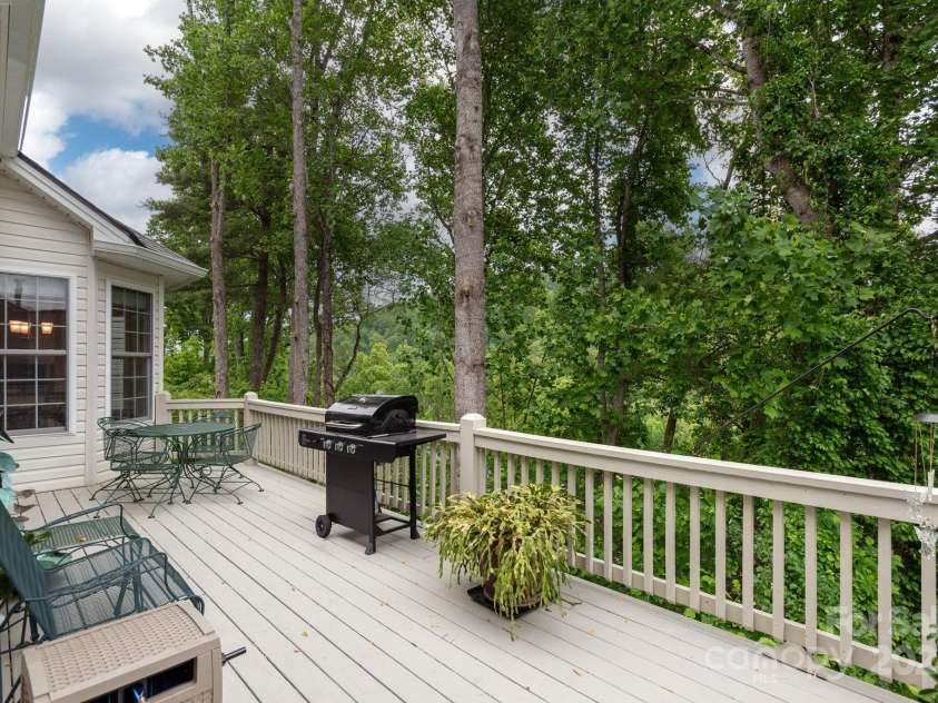 109 Trumpet Lane, Asheville, NC 28803.  MLS# CAR4141023, YatesRealty ID 21168. Main Level-Deck