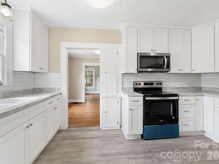 442 Spring Street, Albemarle, NC 28001.  MLS# CAR4379168, YatesRealty ID 21168. 