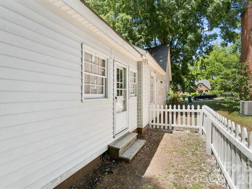 442 Spring Street, Albemarle, NC 28001.  MLS# CAR4379168, YatesRealty ID 21168. 