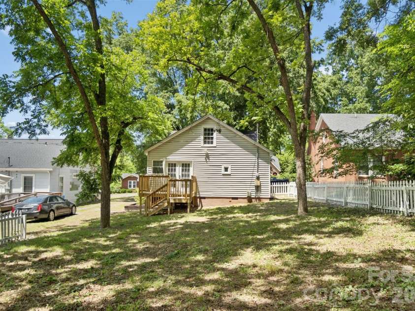 442 Spring Street, Albemarle, NC 28001.  MLS# CAR4379168, YatesRealty ID 21168. 