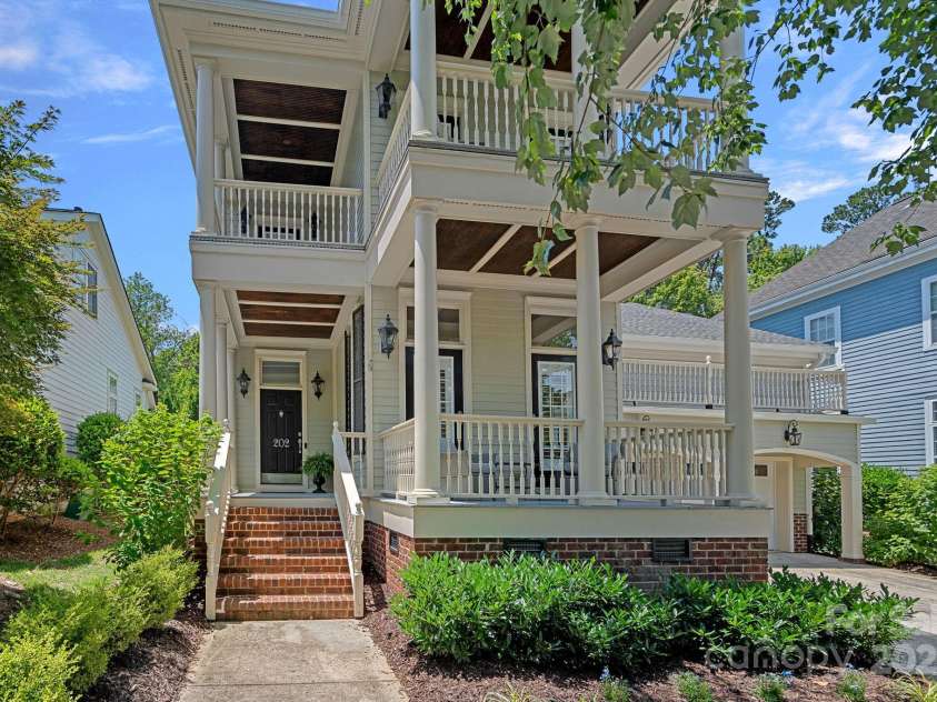 202 Caldwell Lane, Davidson, NC 28036.  MLS# CAR4269937, YatesRealty ID 21169. Welcome home to this beautiful Charleston-style stunner walkable to downtown Davidson!