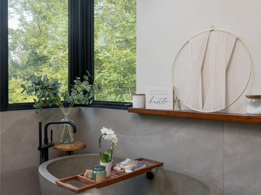 13 Tulip Poplar Trail, Asheville, NC 28804.  MLS# CAR4352728, YatesRealty ID 21170. Concrete soaking tub