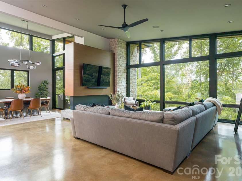13 Tulip Poplar Trail, Asheville, NC 28804.  MLS# CAR4352728, YatesRealty ID 21170. Heated floors on main level, basement and primary bath