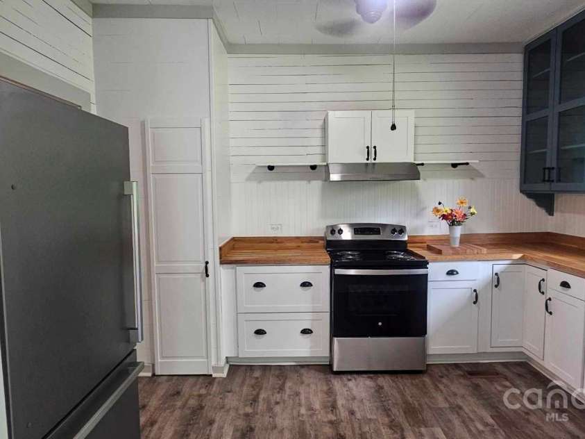 804 Main Street, Oakboro, NC 28129.  MLS# CAR4265244, YatesRealty ID 21170. 