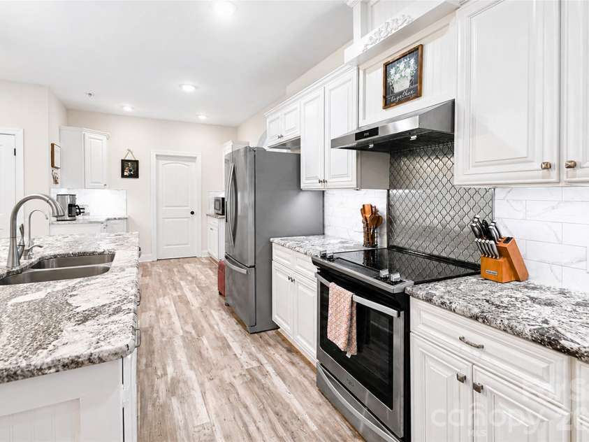 36276 Vick Road, New London, NC 28127.  MLS# CAR4376882, YatesRealty ID 21171. 