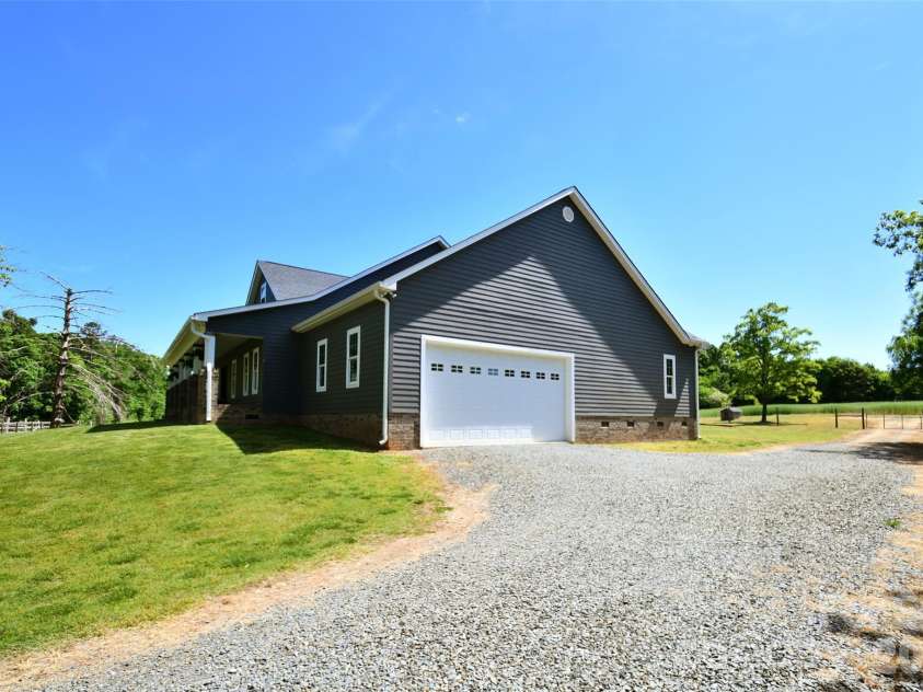 36276 Vick Road, New London, NC 28127.  MLS# CAR4376882, YatesRealty ID 21171. 