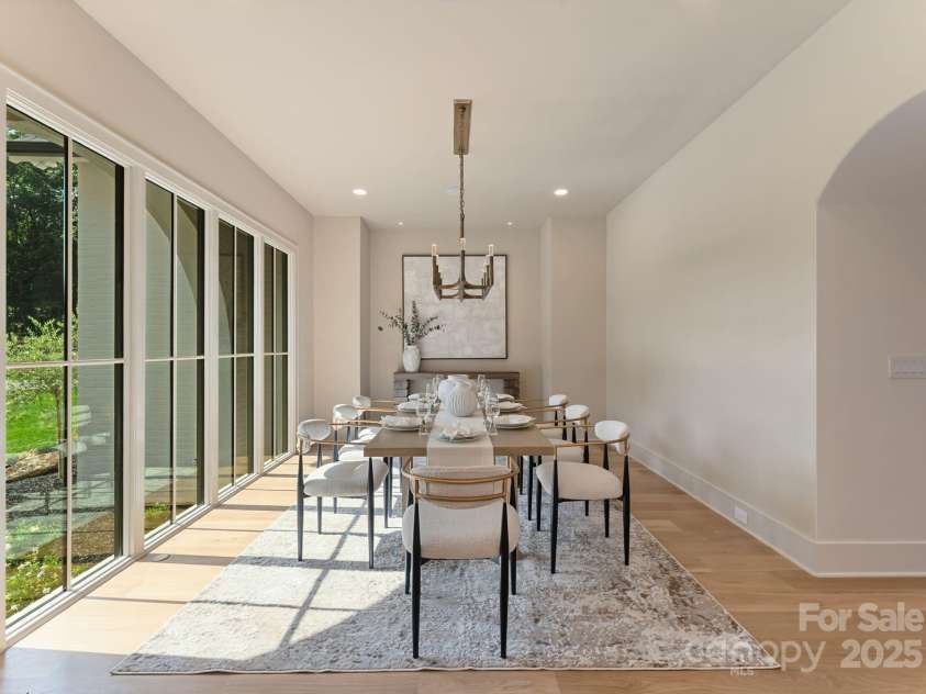 15037 June Washam Road, Davidson, NC 28036.  MLS# CAR4268834, YatesRealty ID 21172. Dining