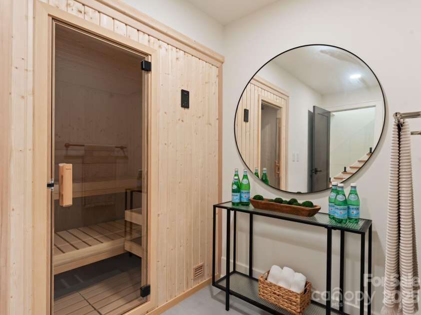 15037 June Washam Road, Davidson, NC 28036.  MLS# CAR4268834, YatesRealty ID 21172. Sauna