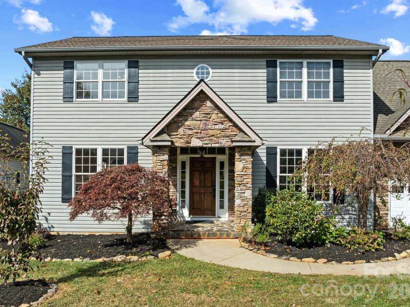 224 Rivercrest Boulevard, Arden, NC 28704.  MLS# CAR4315360, YatesRealty ID 21173. 