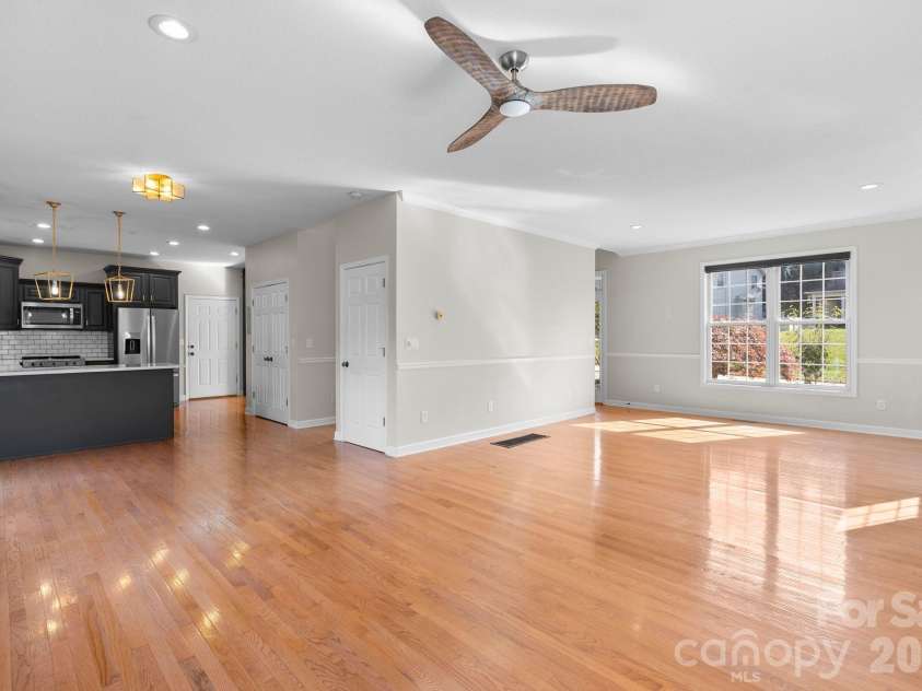 224 Rivercrest Boulevard, Arden, NC 28704.  MLS# CAR4315360, YatesRealty ID 21173. 