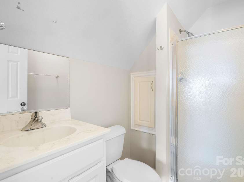 224 Rivercrest Boulevard, Arden, NC 28704.  MLS# CAR4315360, YatesRealty ID 21173. 