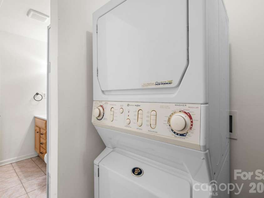 224 Rivercrest Boulevard, Arden, NC 28704.  MLS# CAR4315360, YatesRealty ID 21173. 