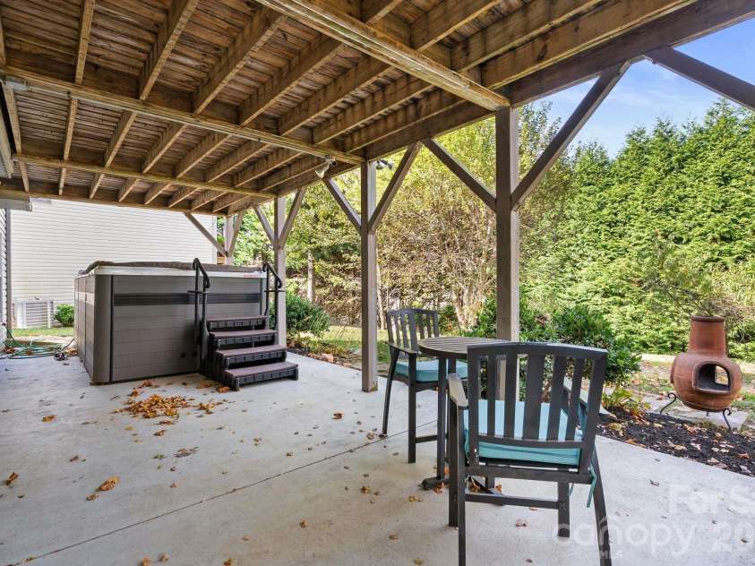 224 Rivercrest Boulevard, Arden, NC 28704.  MLS# CAR4315360, YatesRealty ID 21173. 