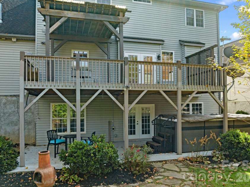 224 Rivercrest Boulevard, Arden, NC 28704.  MLS# CAR4315360, YatesRealty ID 21173. 