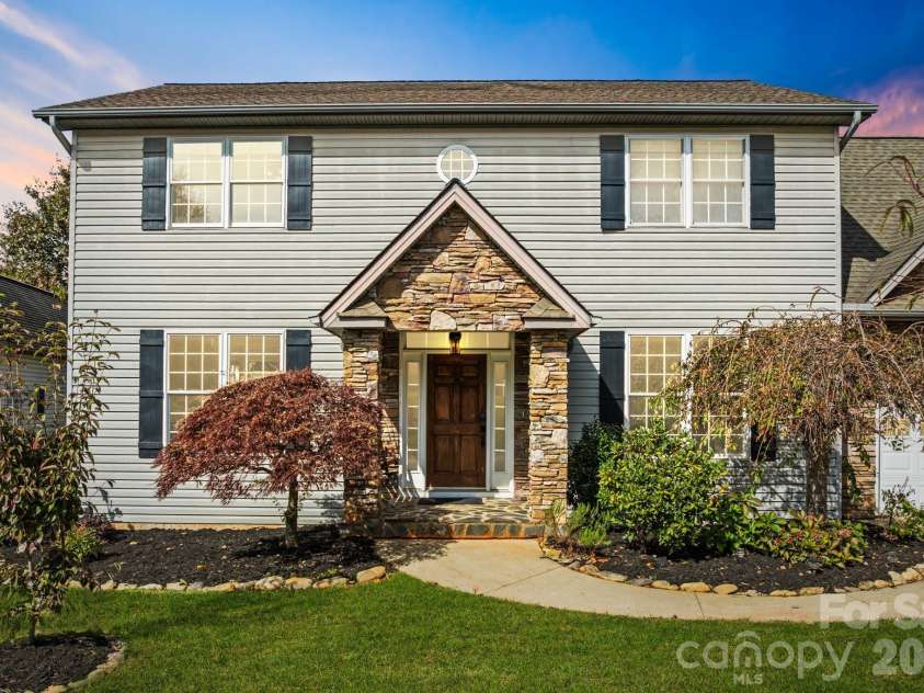 224 Rivercrest Boulevard, Arden, NC 28704.  MLS# CAR4315360, YatesRealty ID 21173. 