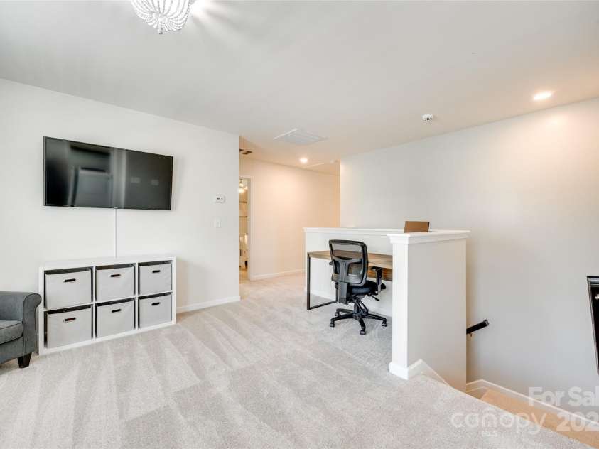 7930 Kelburn Lane, Charlotte, NC 28273.  MLS# CAR4263205, YatesRealty ID 21174. 