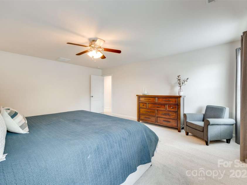 7930 Kelburn Lane, Charlotte, NC 28273.  MLS# CAR4263205, YatesRealty ID 21174. 