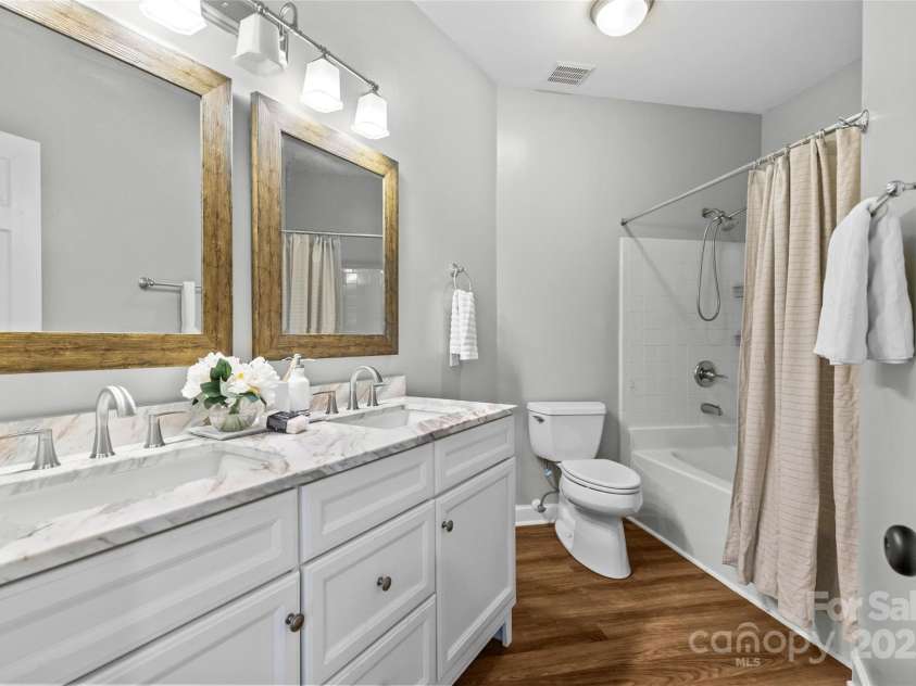 7845 Village Harbor Drive, Cornelius, NC 28031.  MLS# CAR4268319, YatesRealty ID 21175. 