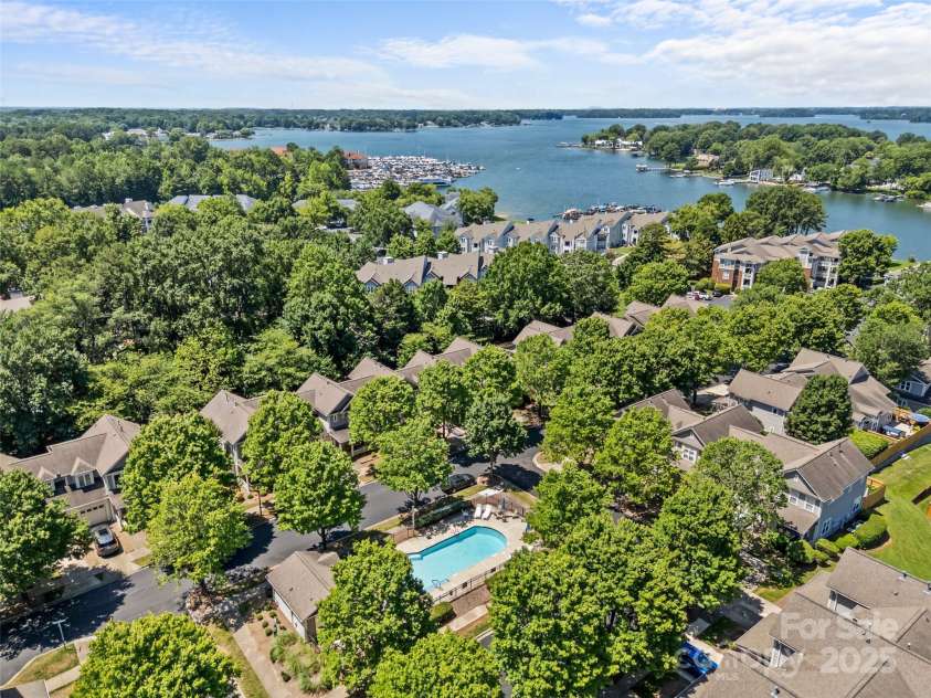 7845 Village Harbor Drive, Cornelius, NC 28031.  MLS# CAR4268319, YatesRealty ID 21175. Community Pool
