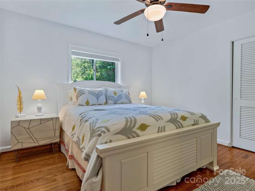 29 Robinhood Road, Asheville, NC 28804.  MLS# CAR4202474, YatesRealty ID 21176. Bedroom #3