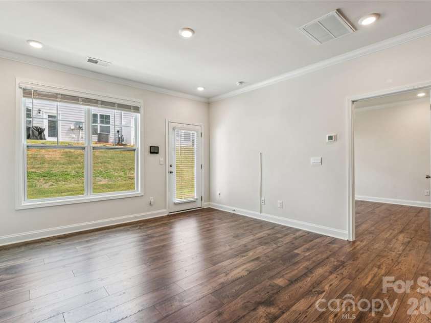 4398 Bronze Boulevard, Sherrills Ford, NC 28673.  MLS# CAR4373325, YatesRealty ID 21176. 