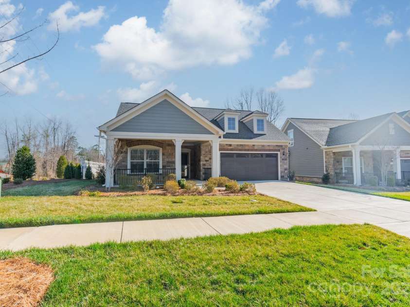 1005 Headwaters Court, Matthews, NC 28104.  MLS# CAR4233423, YatesRealty ID 21177. Almost brand new!Built in 2023