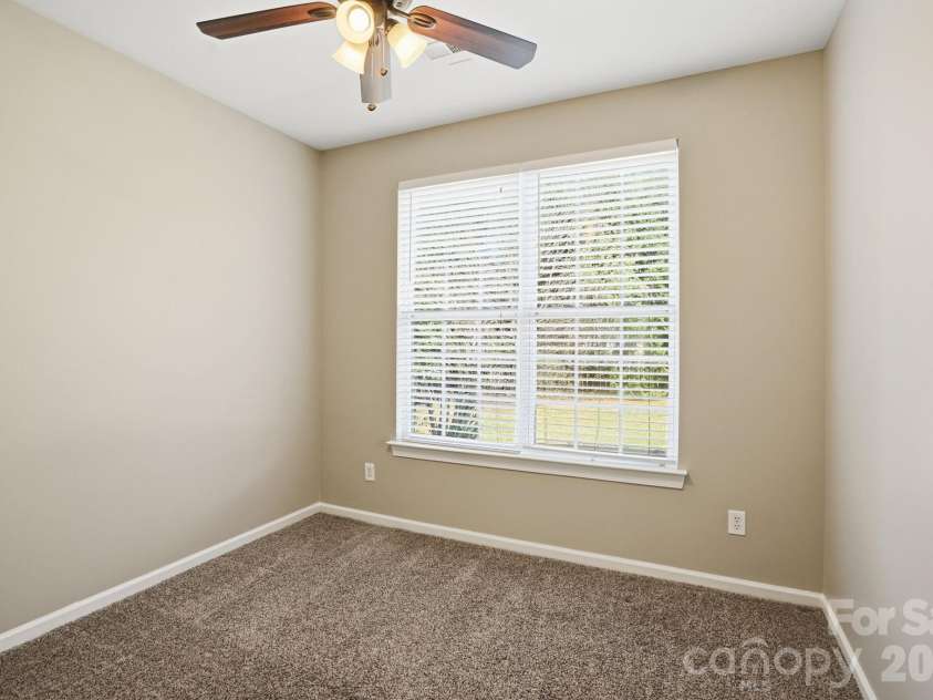 10222 Kelso Court, Charlotte, NC 28278.  MLS# CAR4366002, YatesRealty ID 21179. 