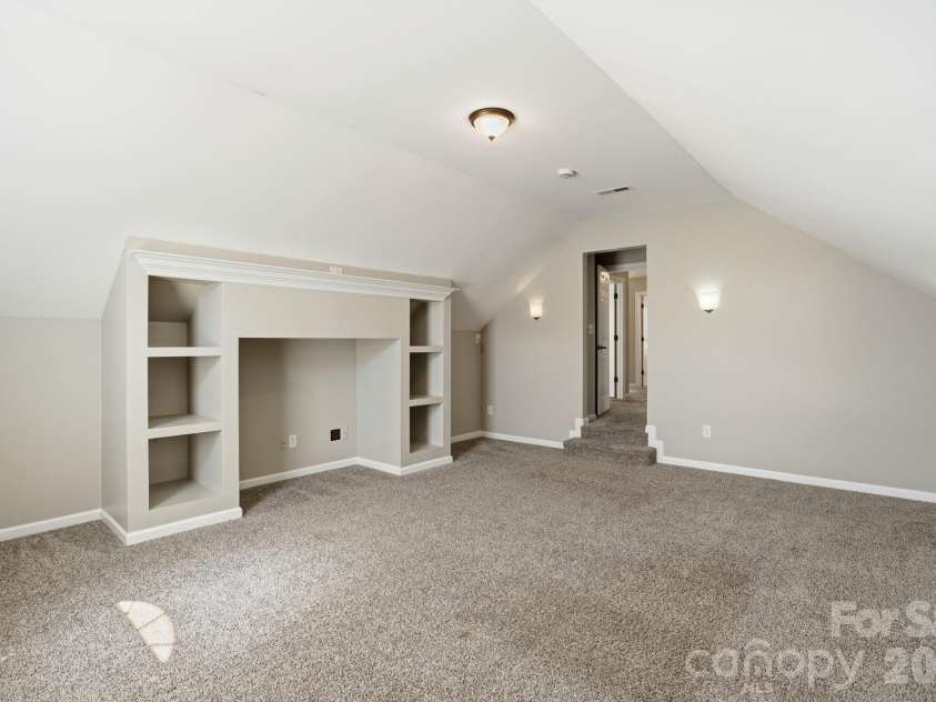 10222 Kelso Court, Charlotte, NC 28278.  MLS# CAR4366002, YatesRealty ID 21179. 