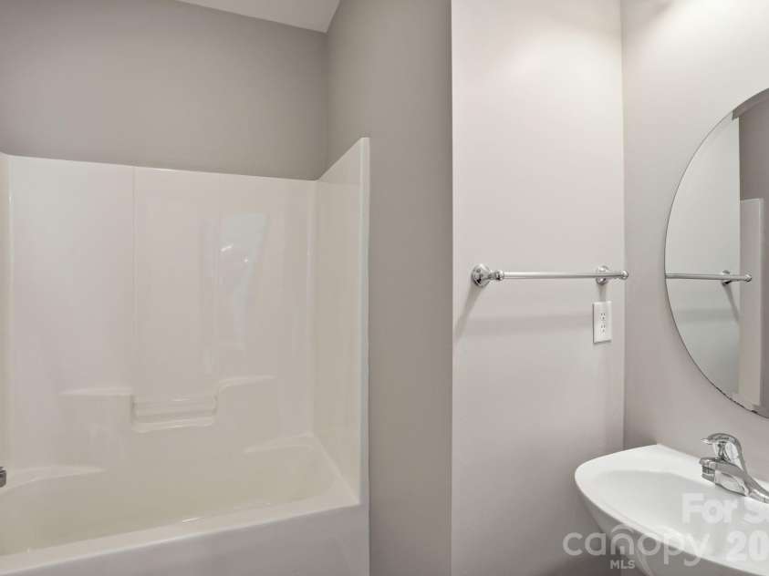 10222 Kelso Court, Charlotte, NC 28278.  MLS# CAR4366002, YatesRealty ID 21179. 