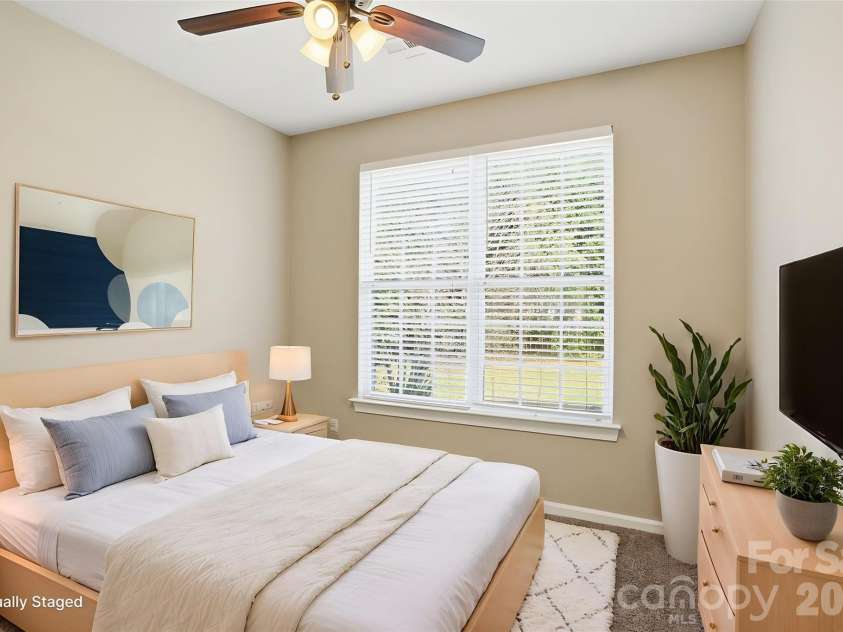 10222 Kelso Court, Charlotte, NC 28278.  MLS# CAR4366002, YatesRealty ID 21179. Virtually Staged